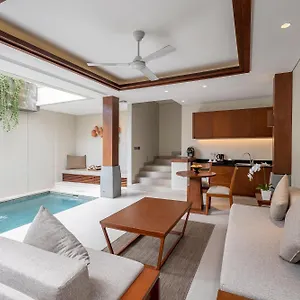 tanadewa-luxury-villas-spa.hotelsseminyak.net/